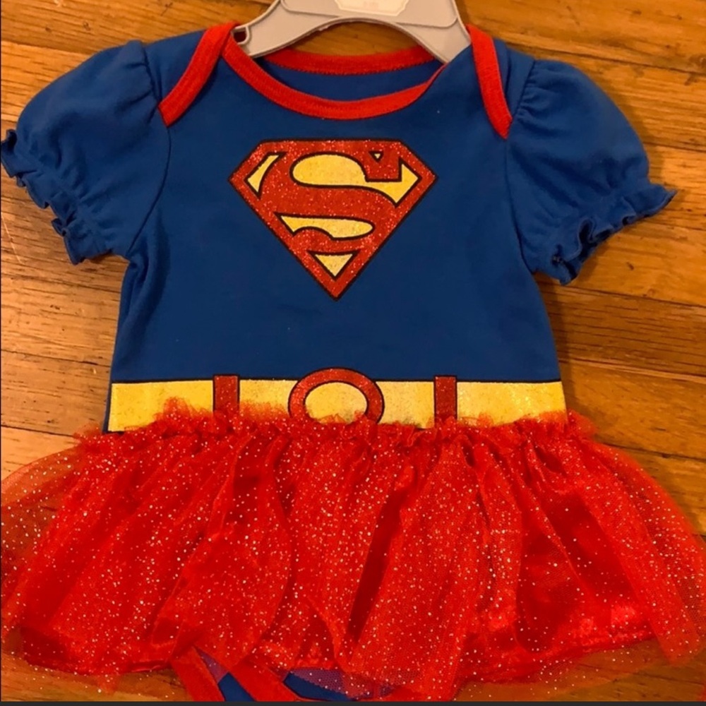 NWOT Superman outfit for baby girl!